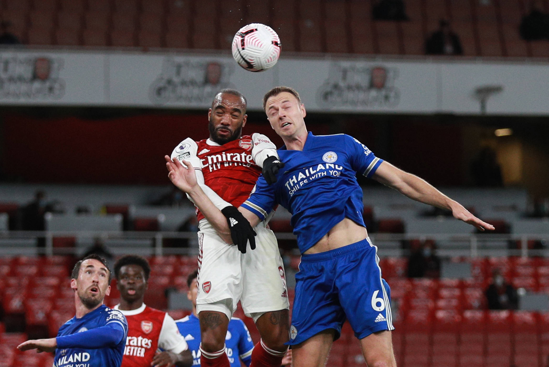 到足球场上 到足球场上